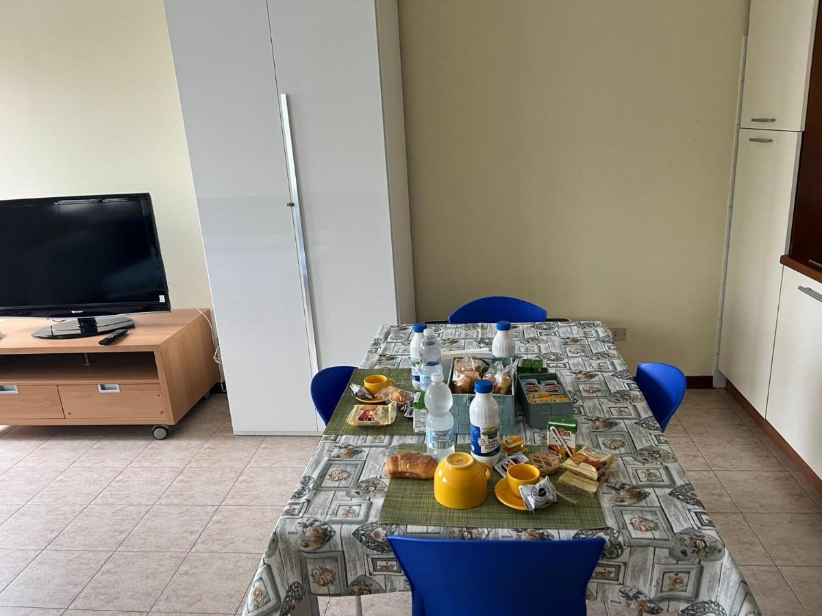 ミラノBicocca Flat Aアパートメント エクステリア 写真